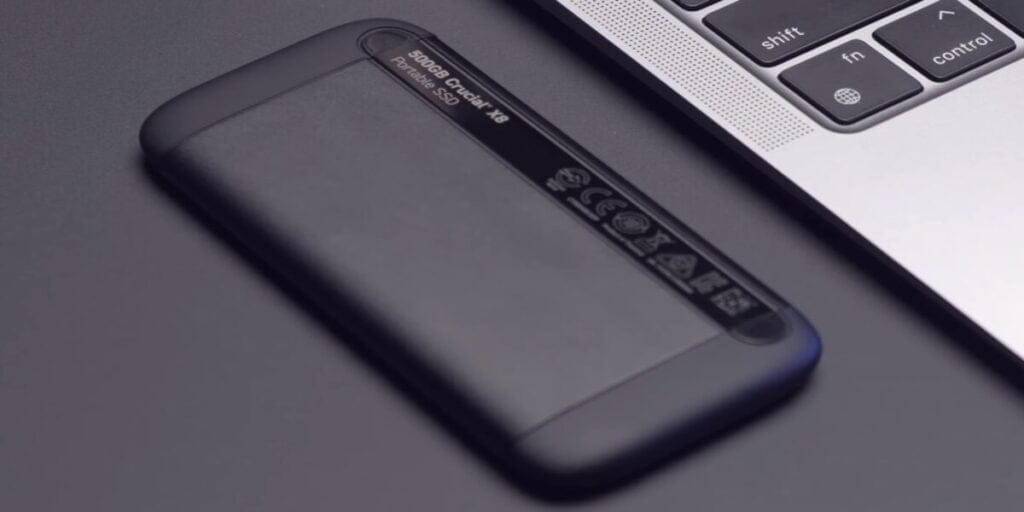 Crucial X8